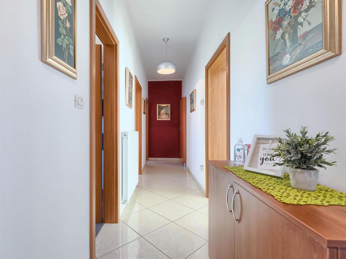 Apartment Laura By Interhome Galižana Exteriör bild