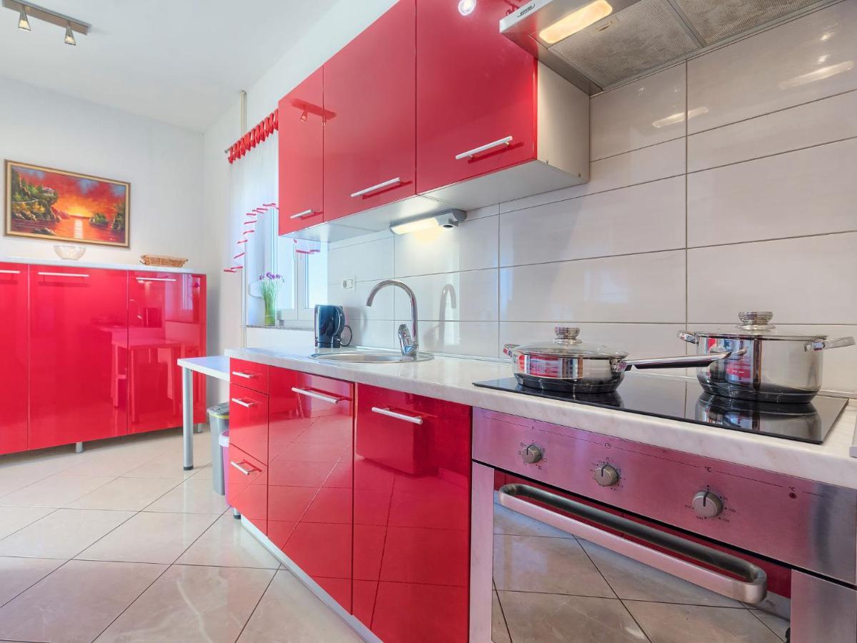 Apartment Laura By Interhome Galižana Exteriör bild