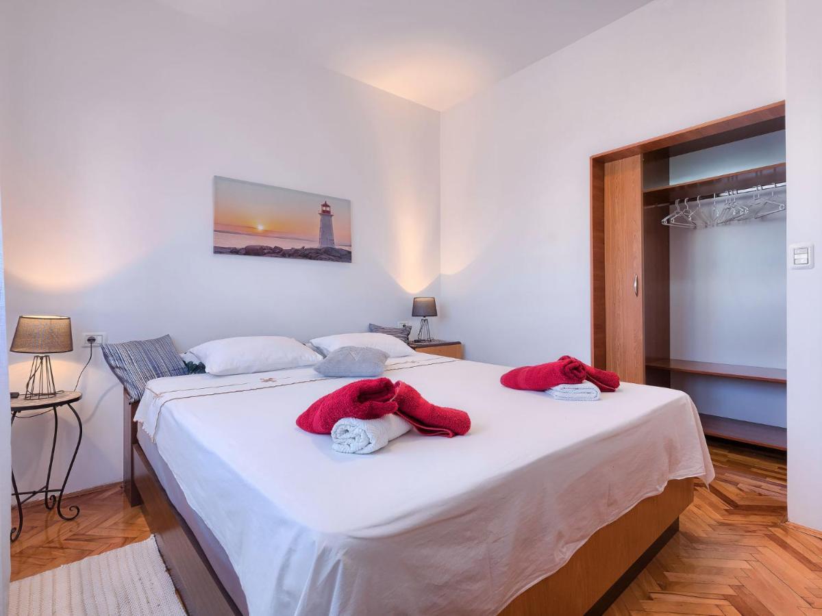 Apartment Laura By Interhome Galižana Exteriör bild